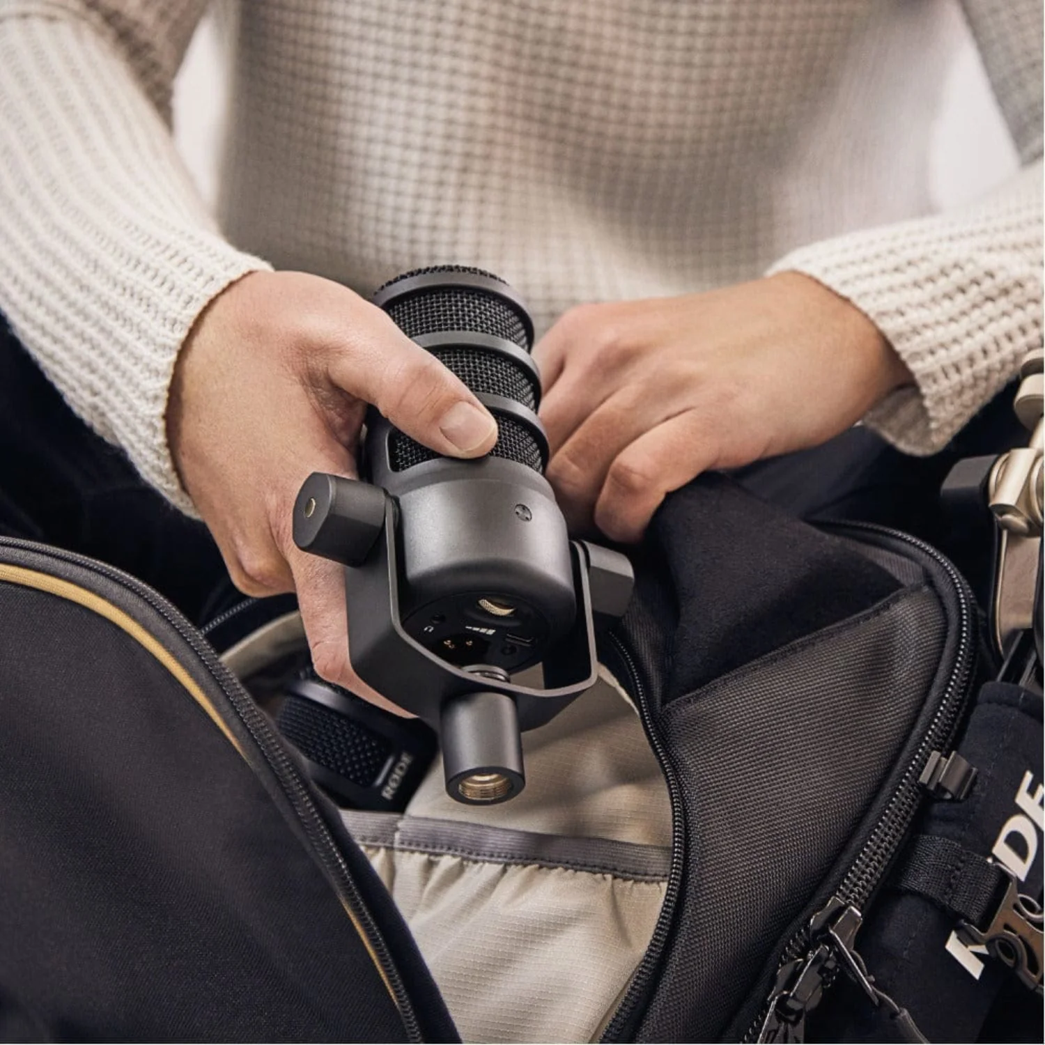 Thumbnail 12